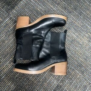 Marc Fisher Black Leather Ankle Booties